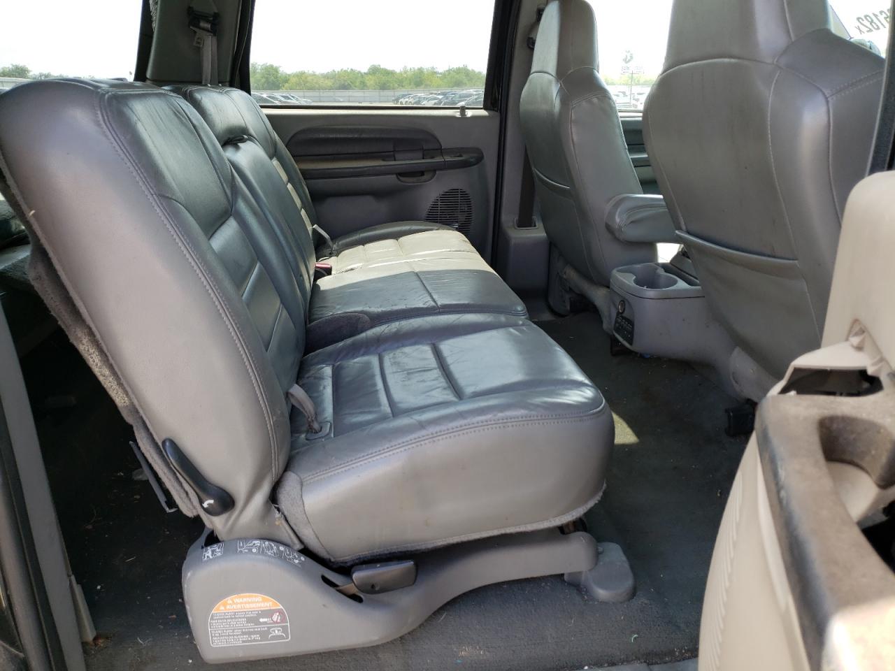 Photo 6 from auction – 2002 FORD EXCURSION with VIN 1FMNU40S32ED64031