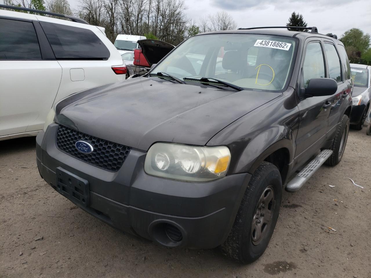 Photo 2 from auction – 2006 FORD ESCAPE XLS with VIN 1FMYU02Z36KC35827