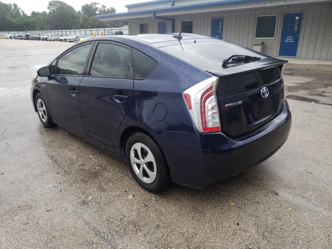 Photo 3 from auction – 2014 TOYOTA PRIUS with VIN JTDKN3DU8E0369169