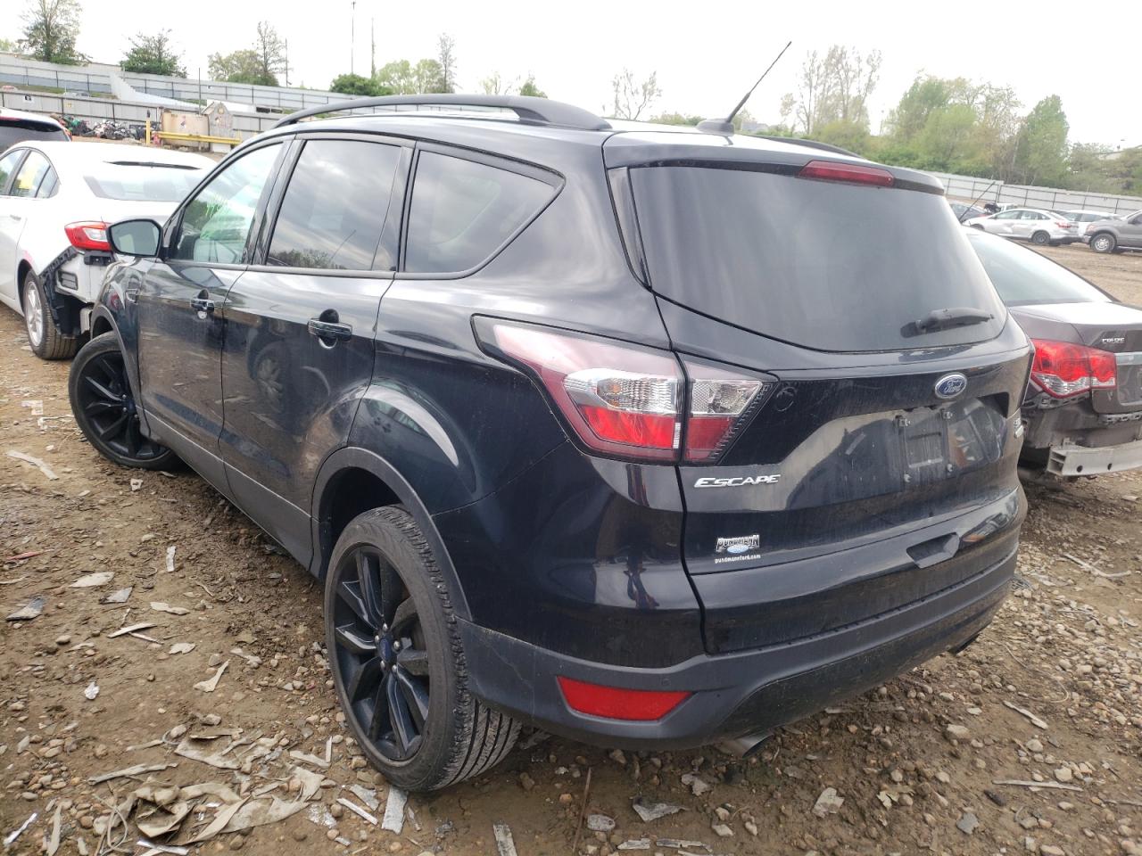 Photo 3 from auction – 2017 FORD ESCAPE SE with VIN 1FMCU0GD4HUE47313
