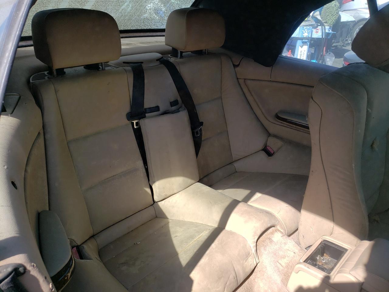Photo 6 from auction – 2001 BMW 325 CI with VIN WBABS33421JY40261