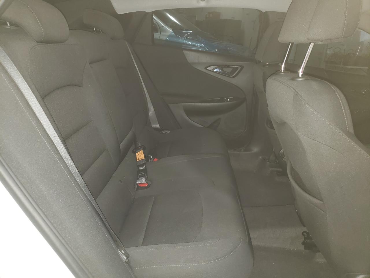Photo 6 from auction – 2020 CHEVROLET MALIBU LT with VIN 1G1ZD5ST6LF007593