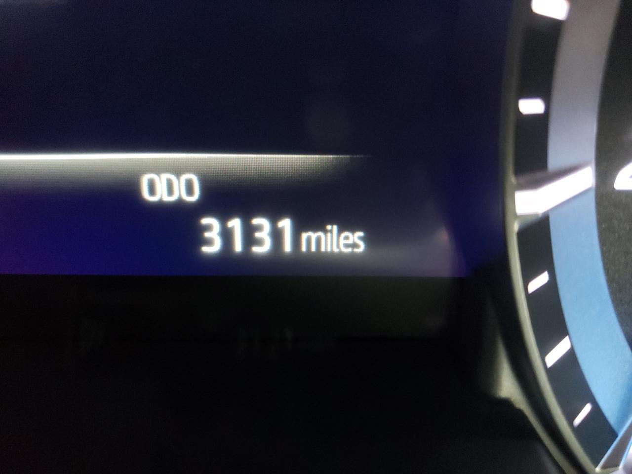 Photo 8 from auction – 2022 TOYOTA HIGHLANDER with VIN 5TDGBRCH9NS548999