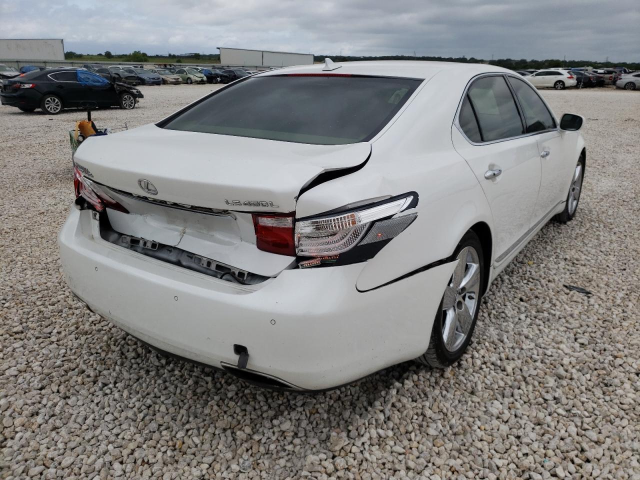 Photo 4 from auction – 2008 LEXUS LS 460L with VIN JTHGL46F185028122