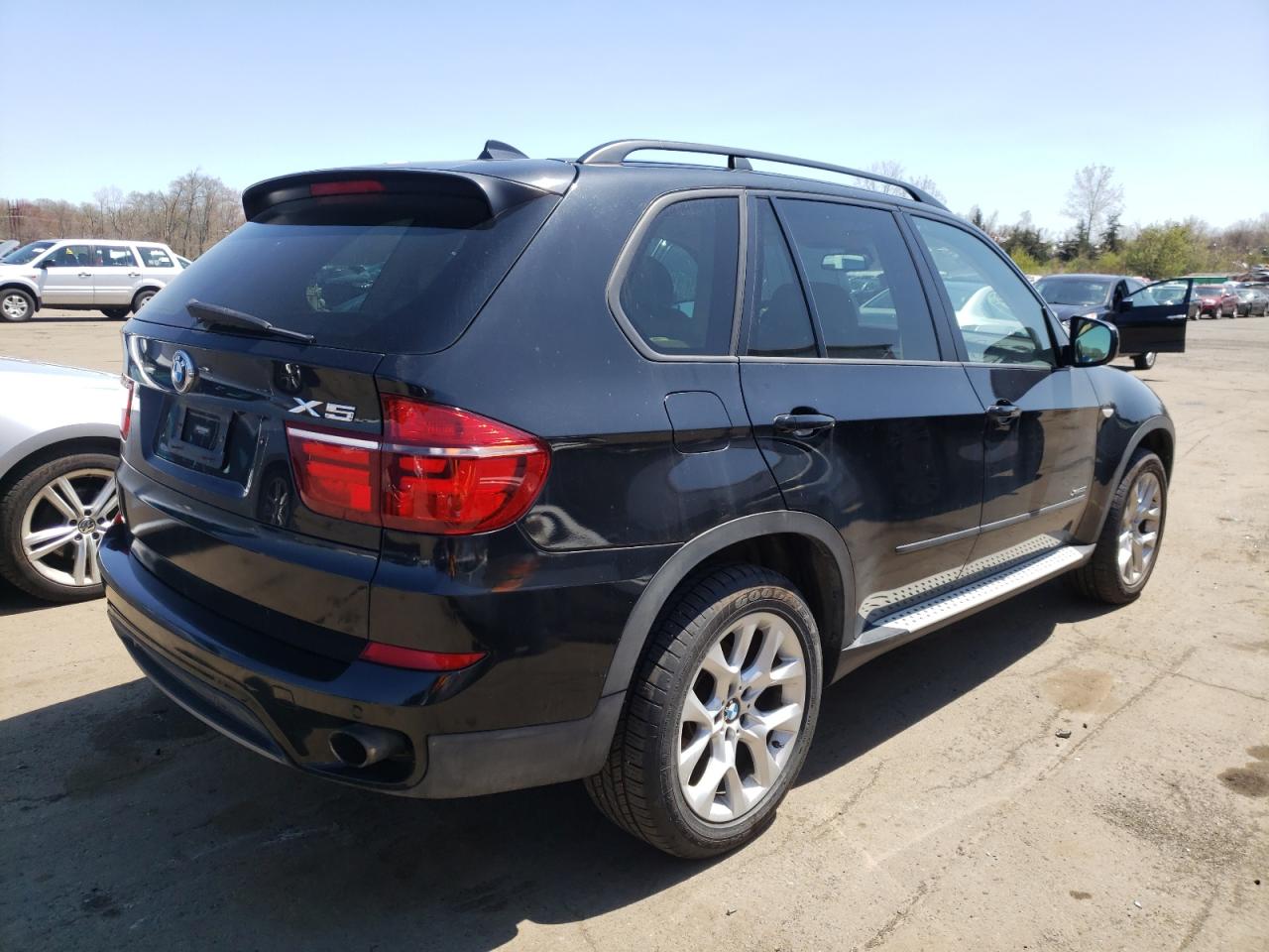 Photo 4 from auction – 2012 BMW X5 XDRIVE3 with VIN 5UXZV4C53CL753756