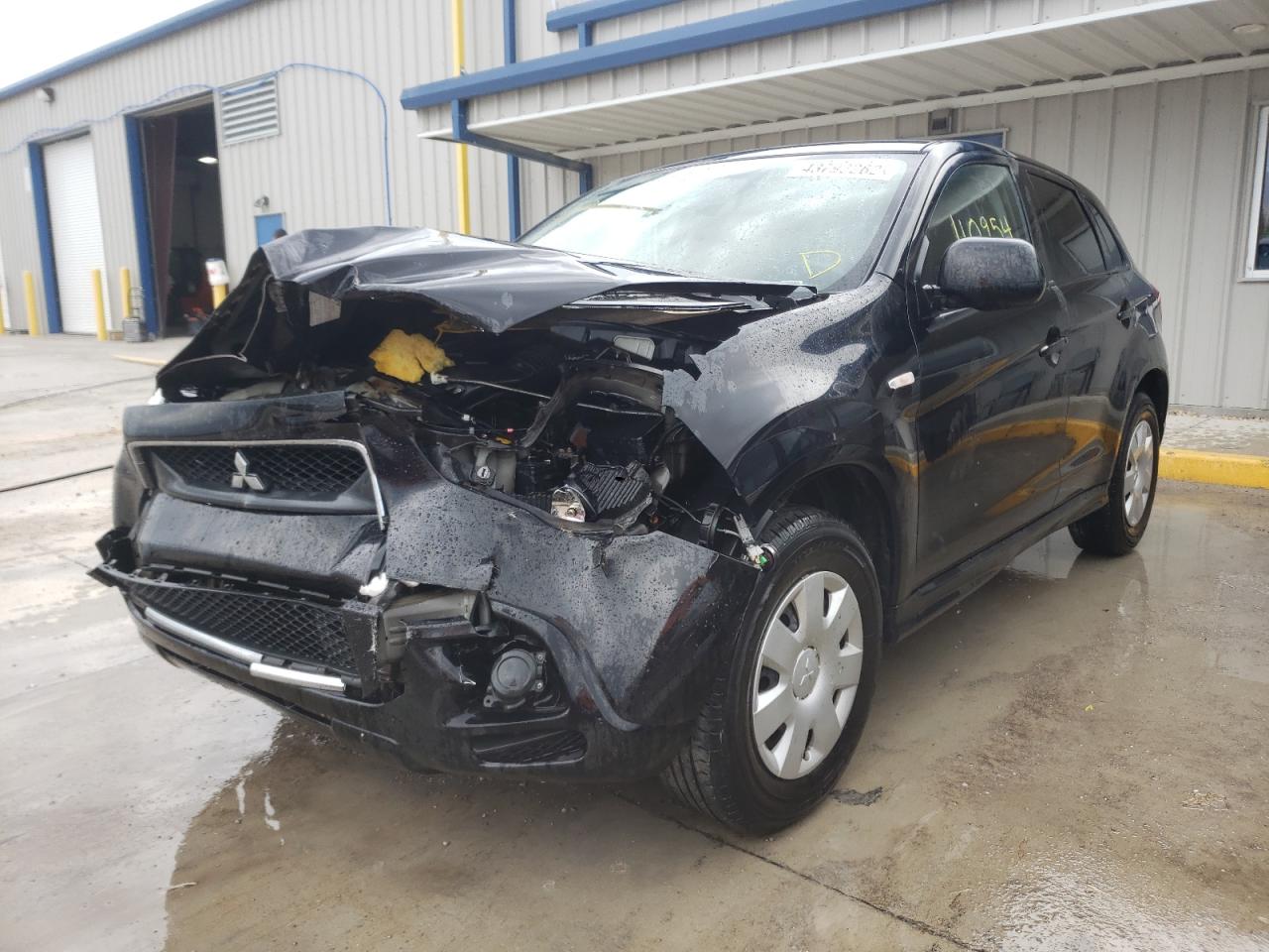 Photo 2 from auction – 2011 MITSUBISHI OUTLANDER with VIN JA4AP3AU5BZ017033