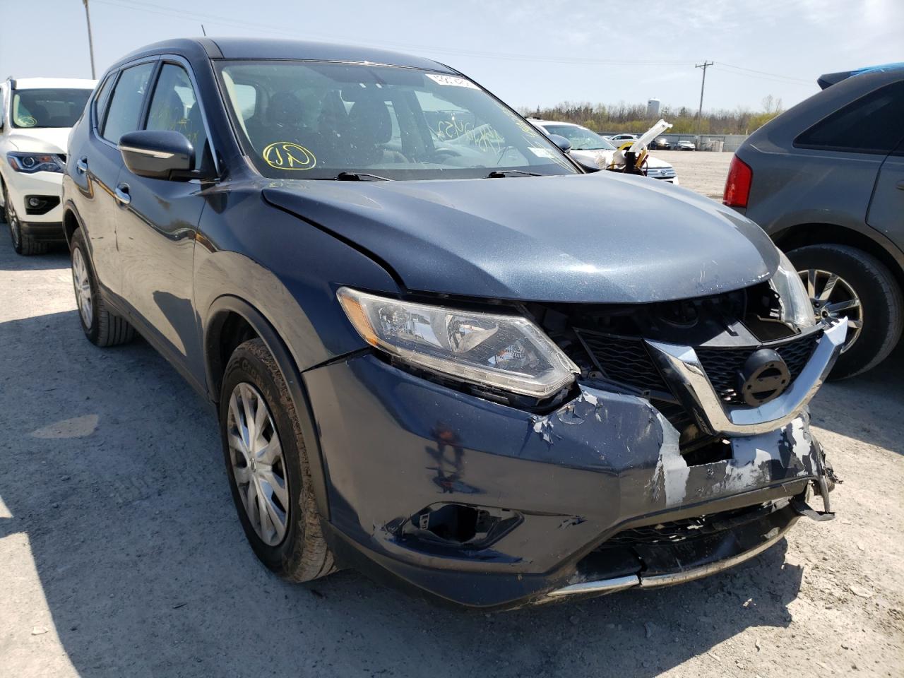 NISSAN ROGUE S 2015 with VIN KNMAT2MV2FP555352 - Photo from auction