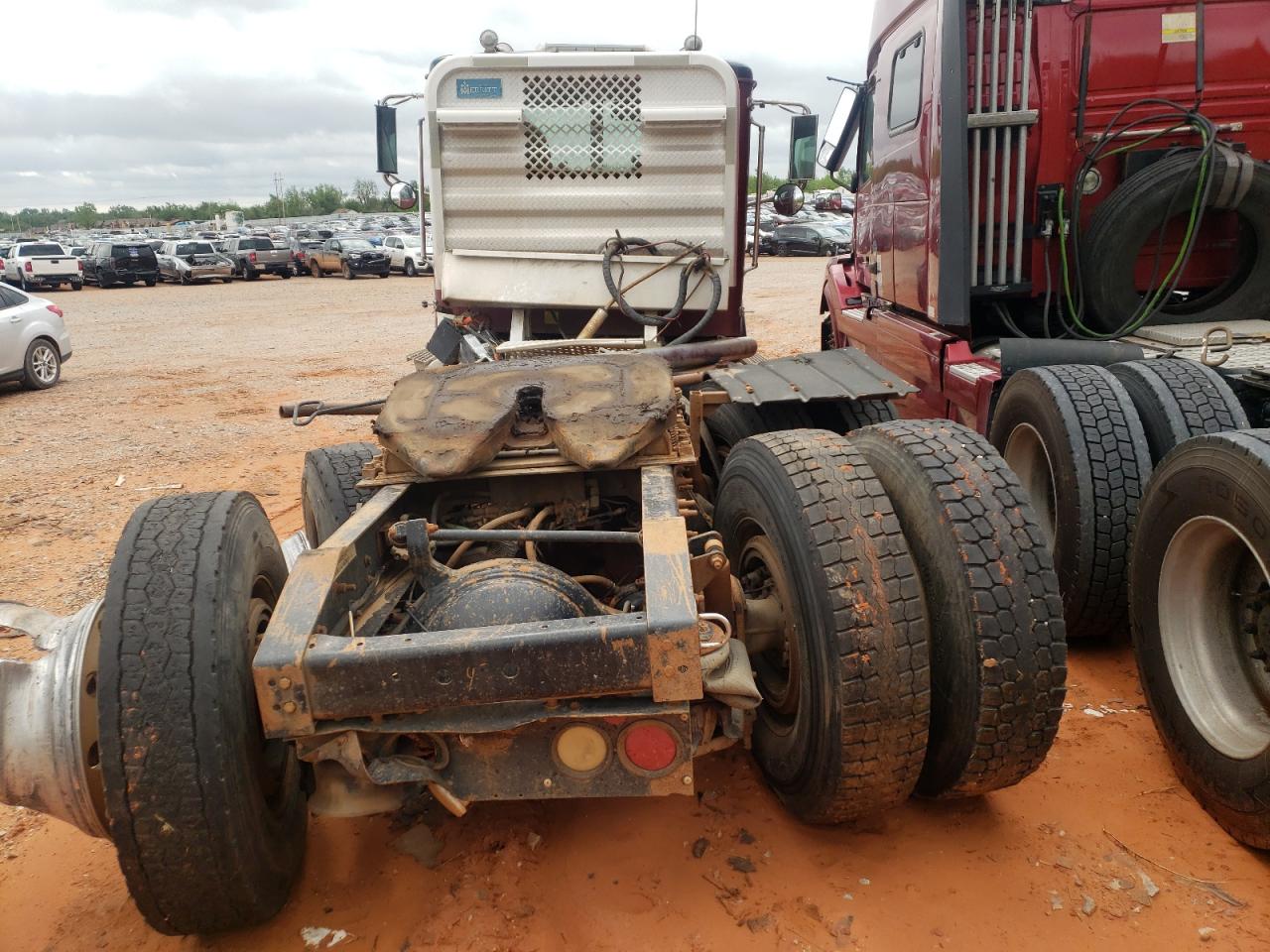 Photo 6 from auction – 2004 INTERNATIONAL 9900 9900I with VIN 2HSCHSCR34C023080