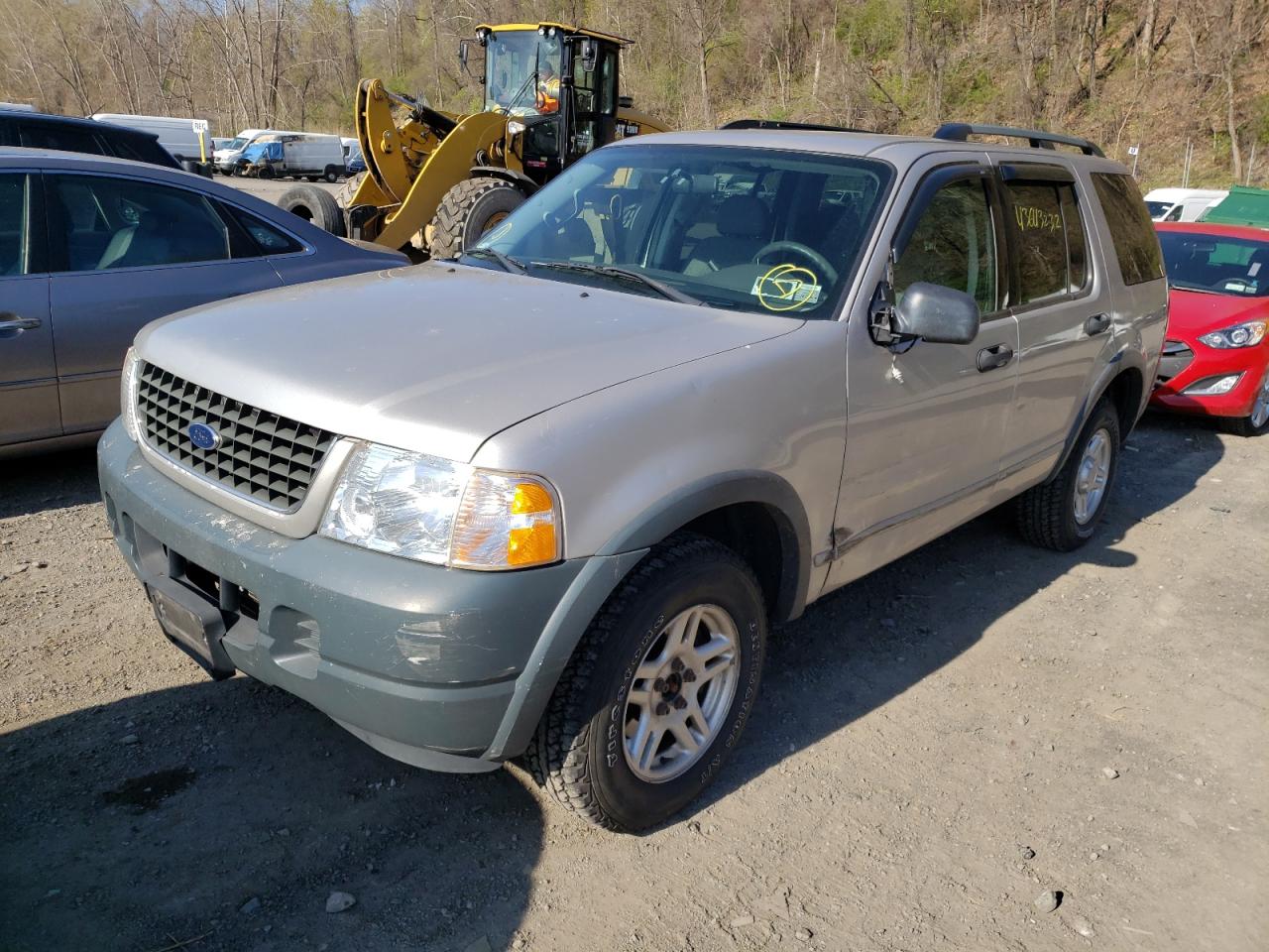 Photo 2 from auction – 2003 FORD EXPLORER X with VIN 1FMZU72K73UC30081