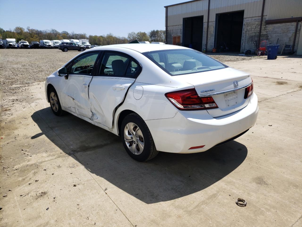 Photo 3 from auction – 2015 HONDA CIVIC LX with VIN 19XFB2F51FE285987