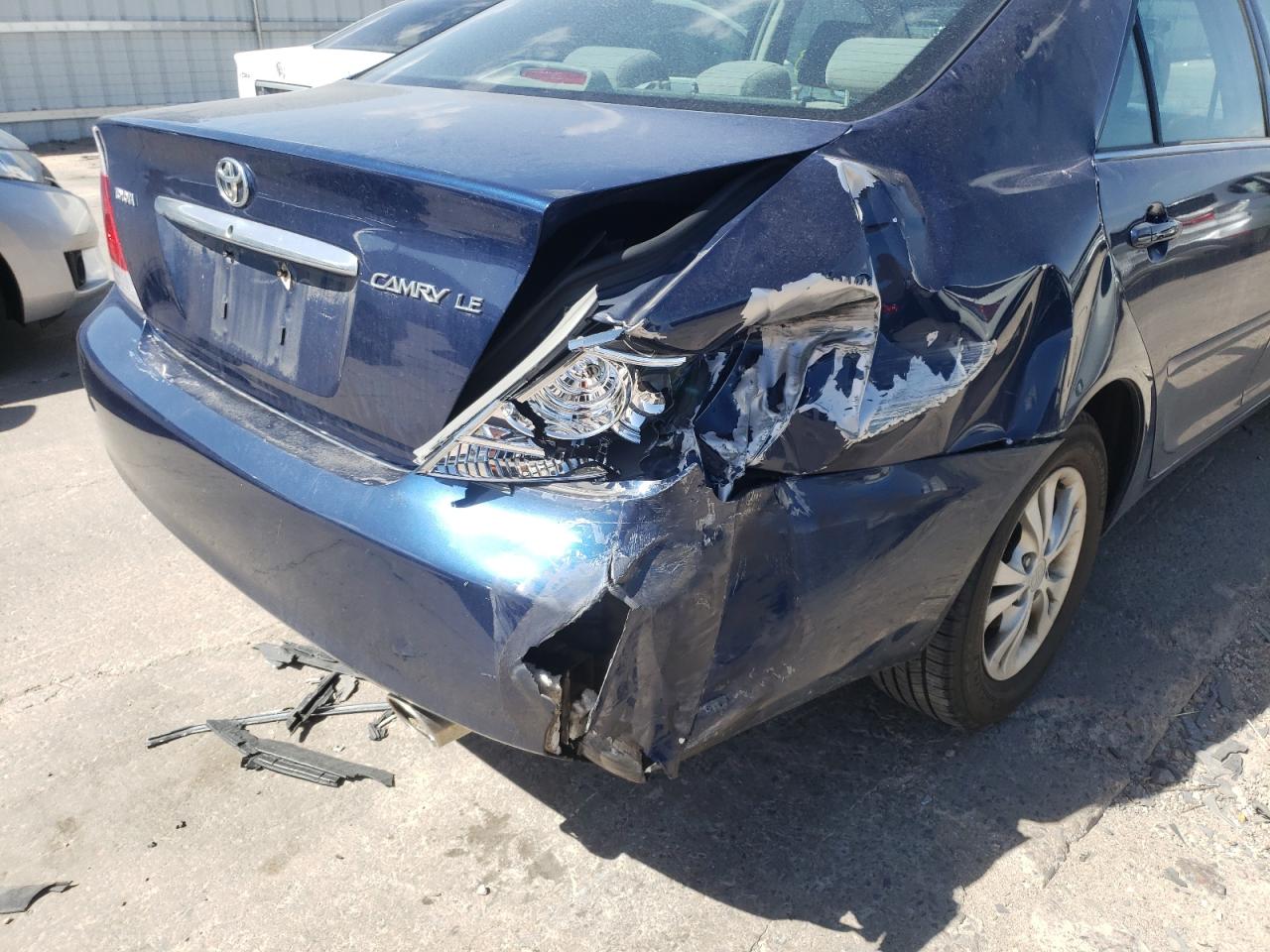 Photo 9 from auction – 2005 TOYOTA CAMRY LE with VIN 4T1BE32K45U090534