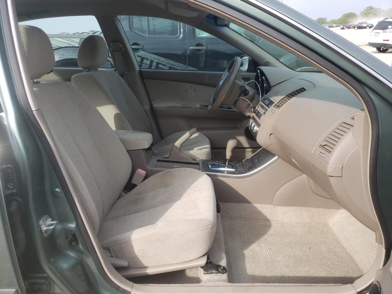 Photo 5 from auction – 2005 NISSAN ALTIMA S with VIN 1N4AL11D35C117618