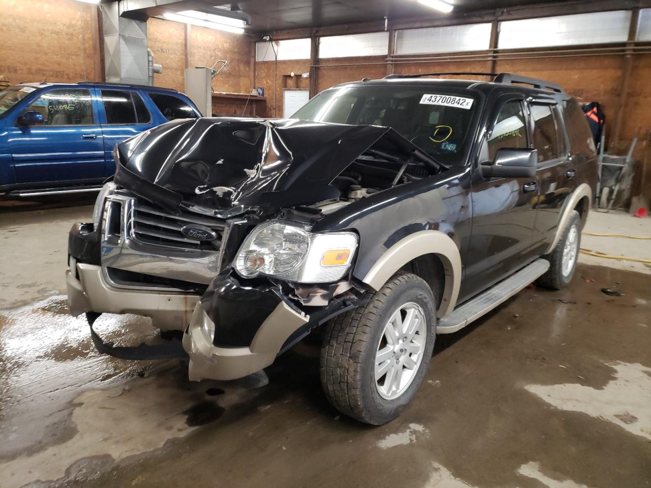Photo 2 from auction – 2010 FORD EXPLORER E with VIN 1FMEU7EE4AUA90380