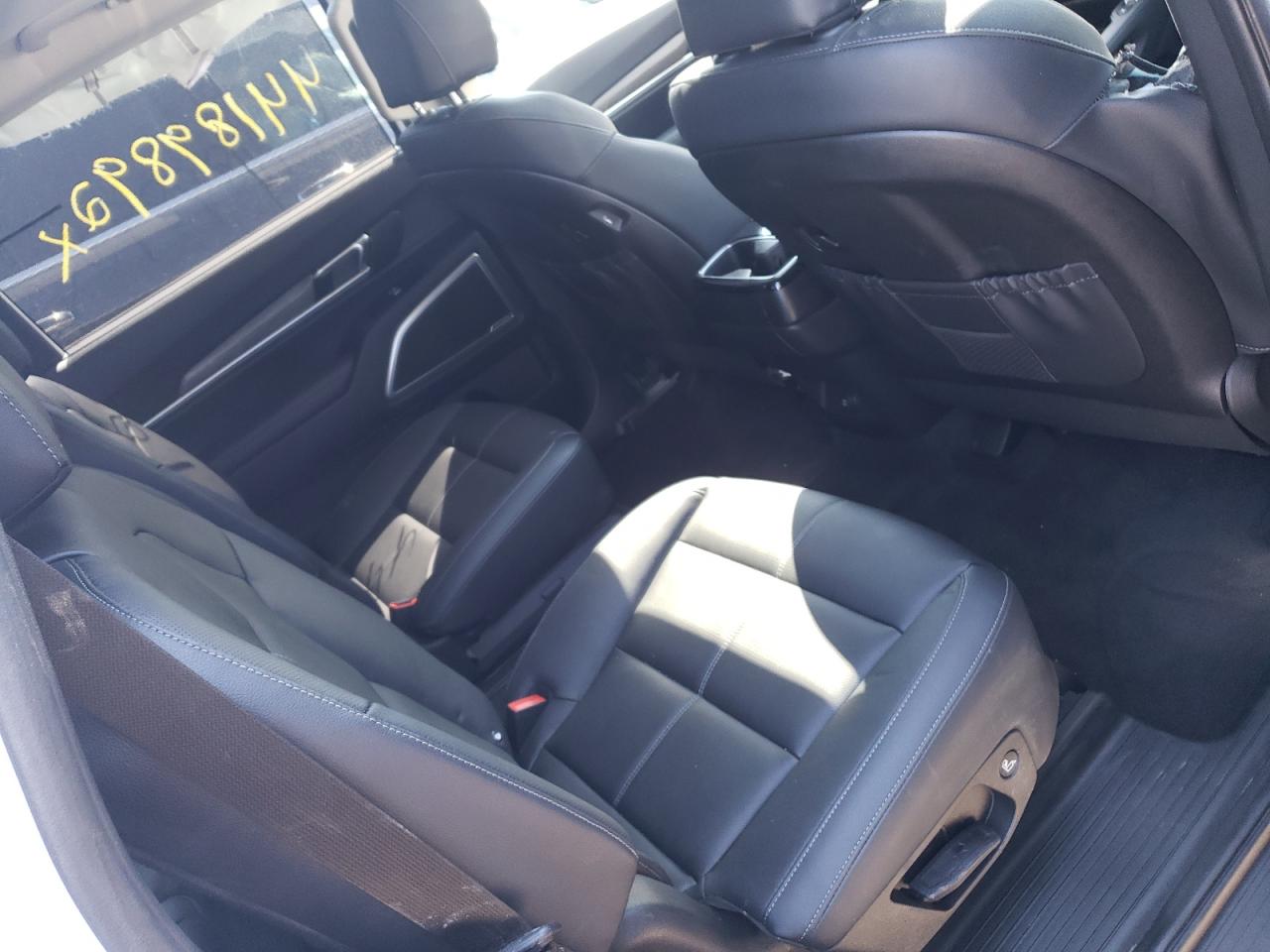 Photo 6 from auction – 2022 KIA TELLURIDE with VIN 5XYP3DHC2NG205915