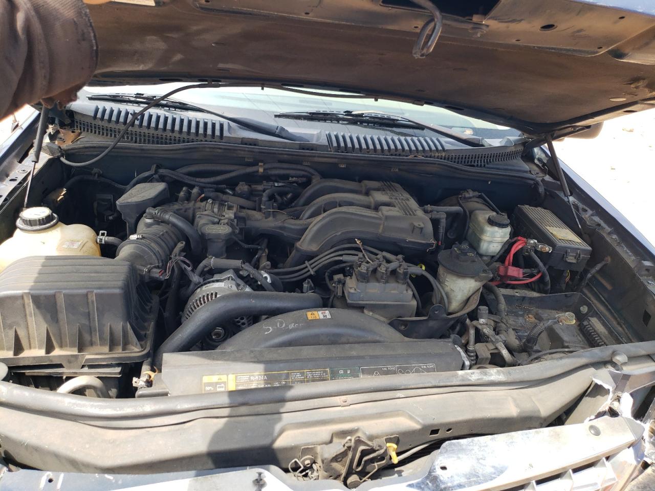 Photo 7 from auction – 2005 FORD EXPLORER X with VIN 1FMZU63K65UB88269