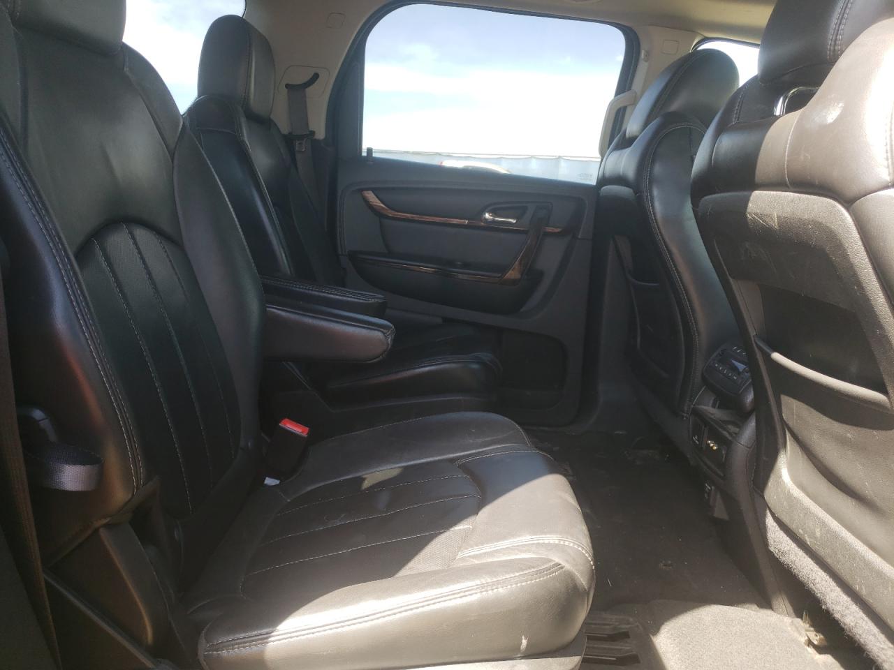 Photo 6 from auction – 2014 GMC ACADIA DEN with VIN 1GKKVTKD3EJ213932