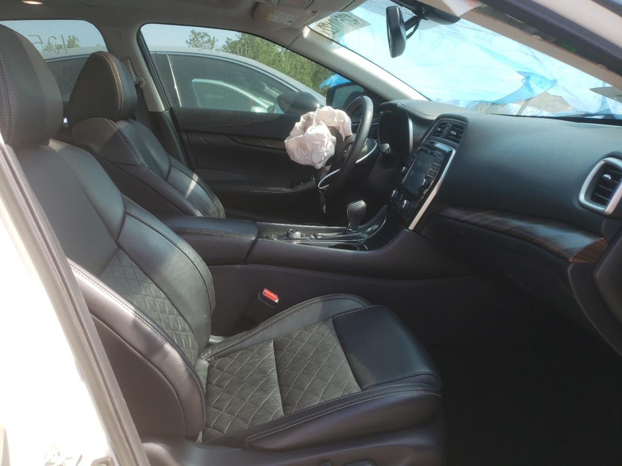 Photo 5 from auction – 2017 NISSAN MAXIMA 3.5 with VIN 1N4AA6AP1HC398173
