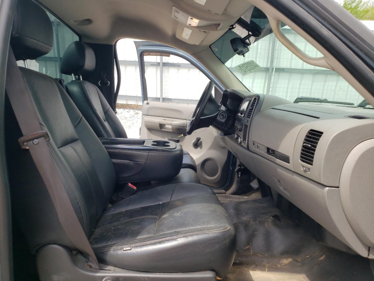 Photo 5 from auction – 2007 CHEVROLET SILVERADO with VIN 1GCEC14C17Z554564