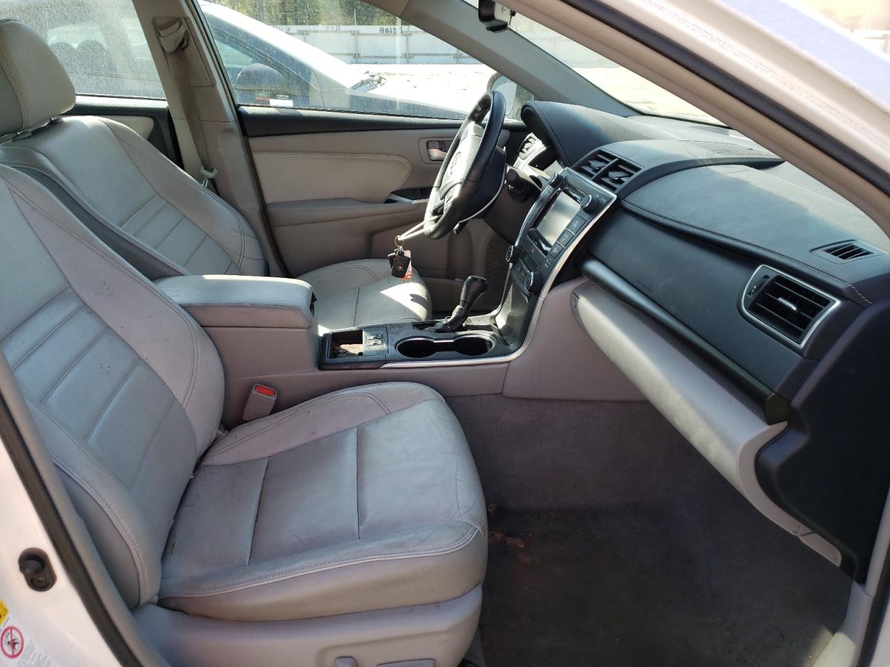 Photo 5 from auction – 2017 TOYOTA CAMRY LE with VIN 4T1BF1FK4HU792000