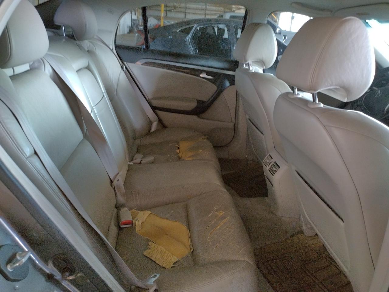 Photo 6 from auction – 2008 ACURA TL with VIN 19UUA662X8A030415
