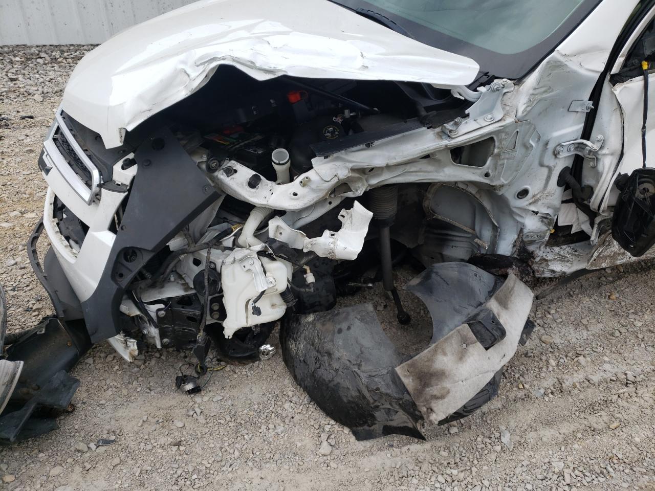 Photo 9 from auction – 2015 CHEVROLET EQUINOX LT with VIN 2GNFLGEK0F6408235