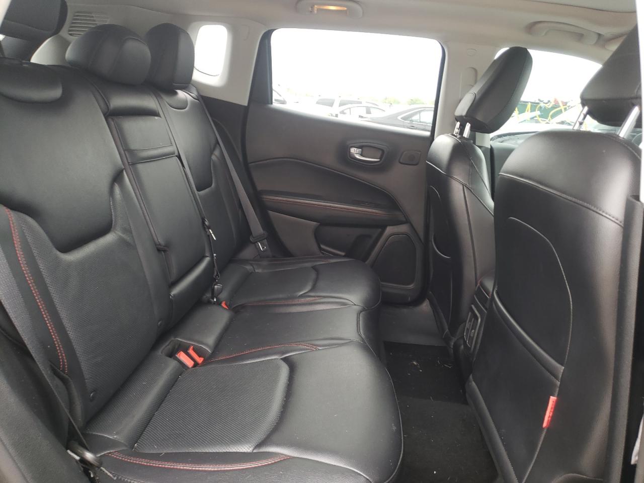 Photo 6 from auction – 2017 JEEP COMPASS TR with VIN 3C4NJDDB6HT657423