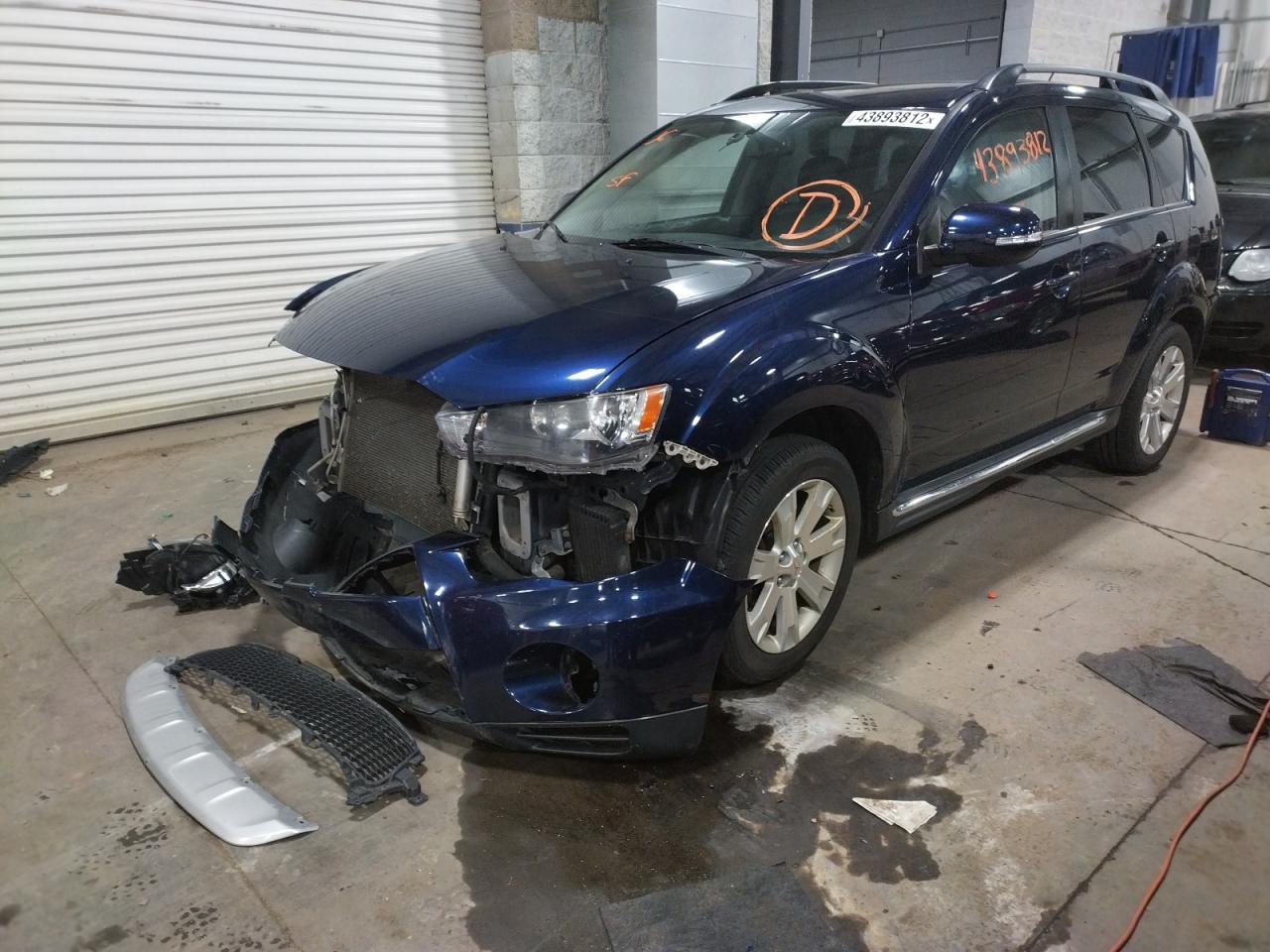 Photo 2 from auction – 2012 MITSUBISHI OUTLANDER with VIN JA4JT3AW4CU003734