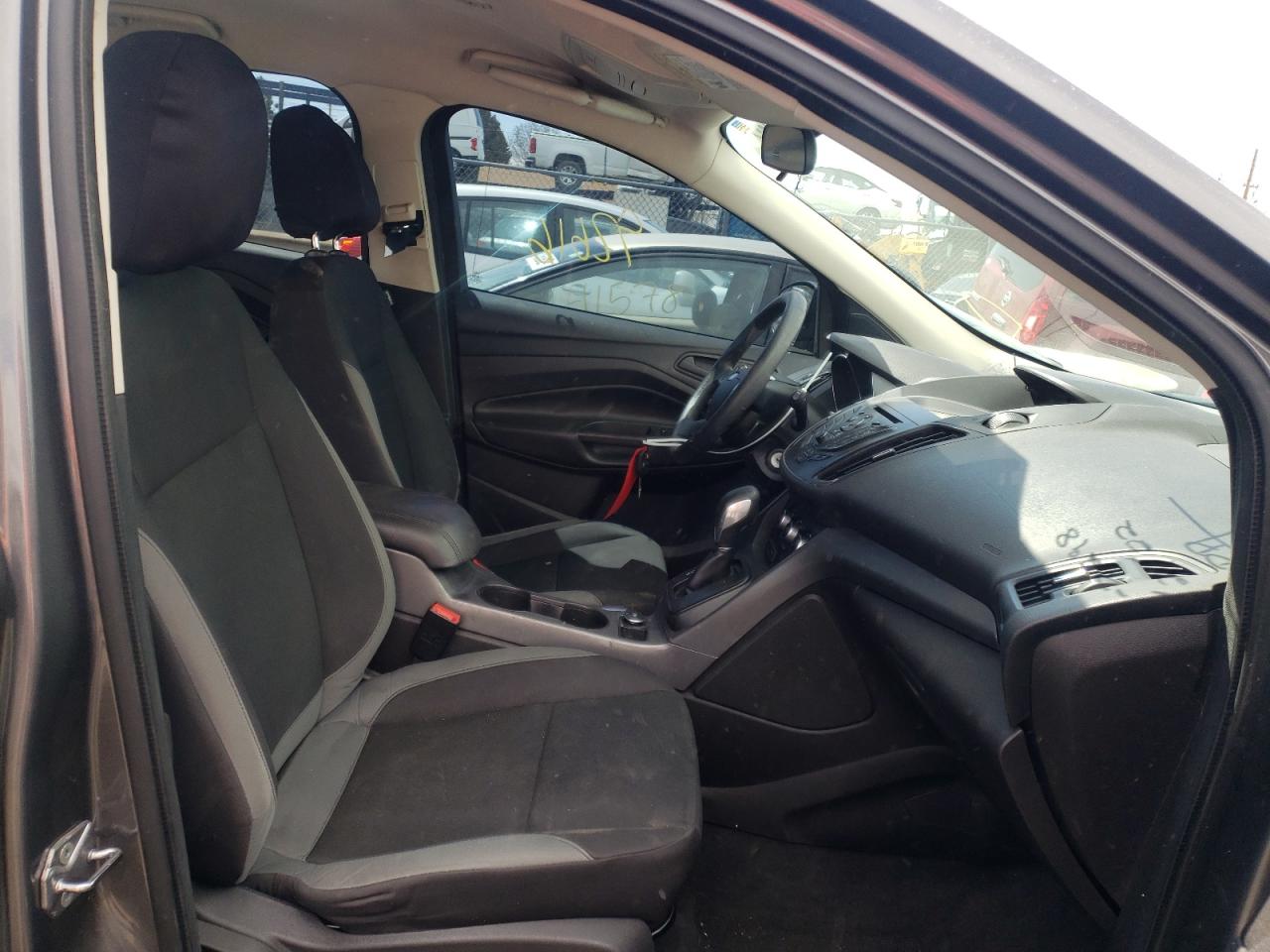 Photo 5 from auction – 2013 FORD ESCAPE S with VIN 1FMCU0F75DUB15970