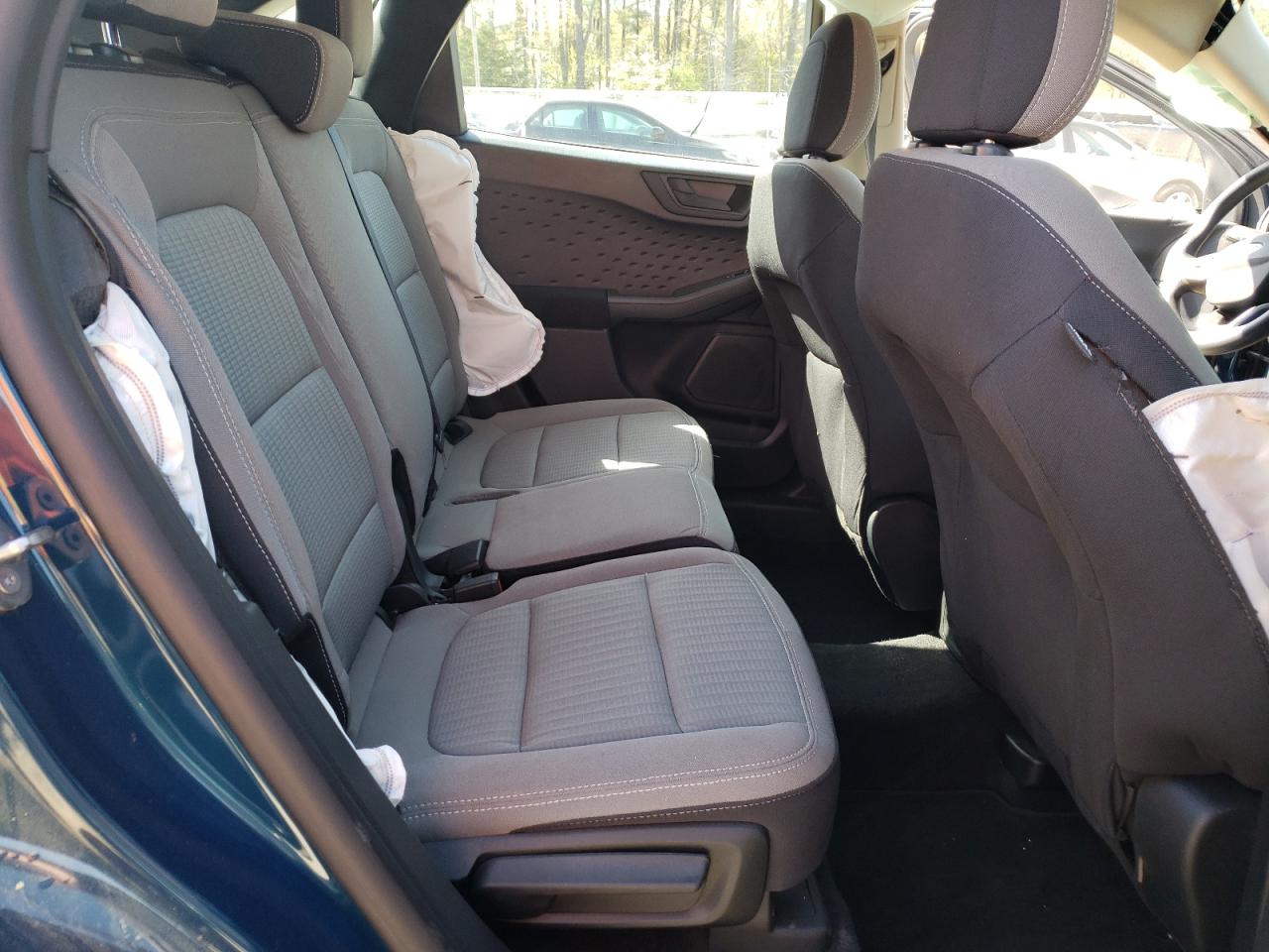 Photo 6 from auction – 2020 FORD ESCAPE S with VIN 1FMCU0F68LUA70254