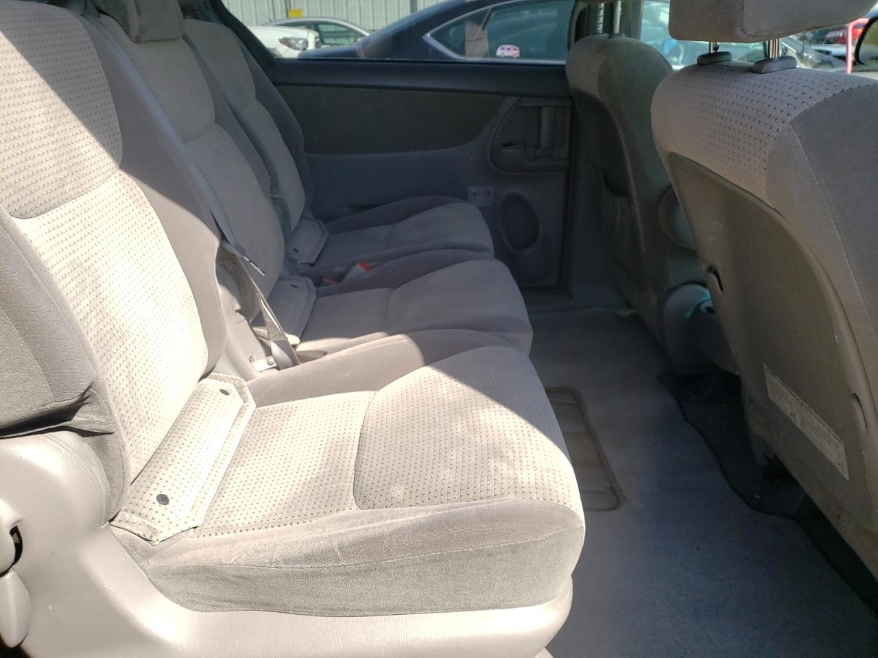 Photo 6 from auction – 2009 TOYOTA SIENNA CE with VIN 5TDZK23C19S261179