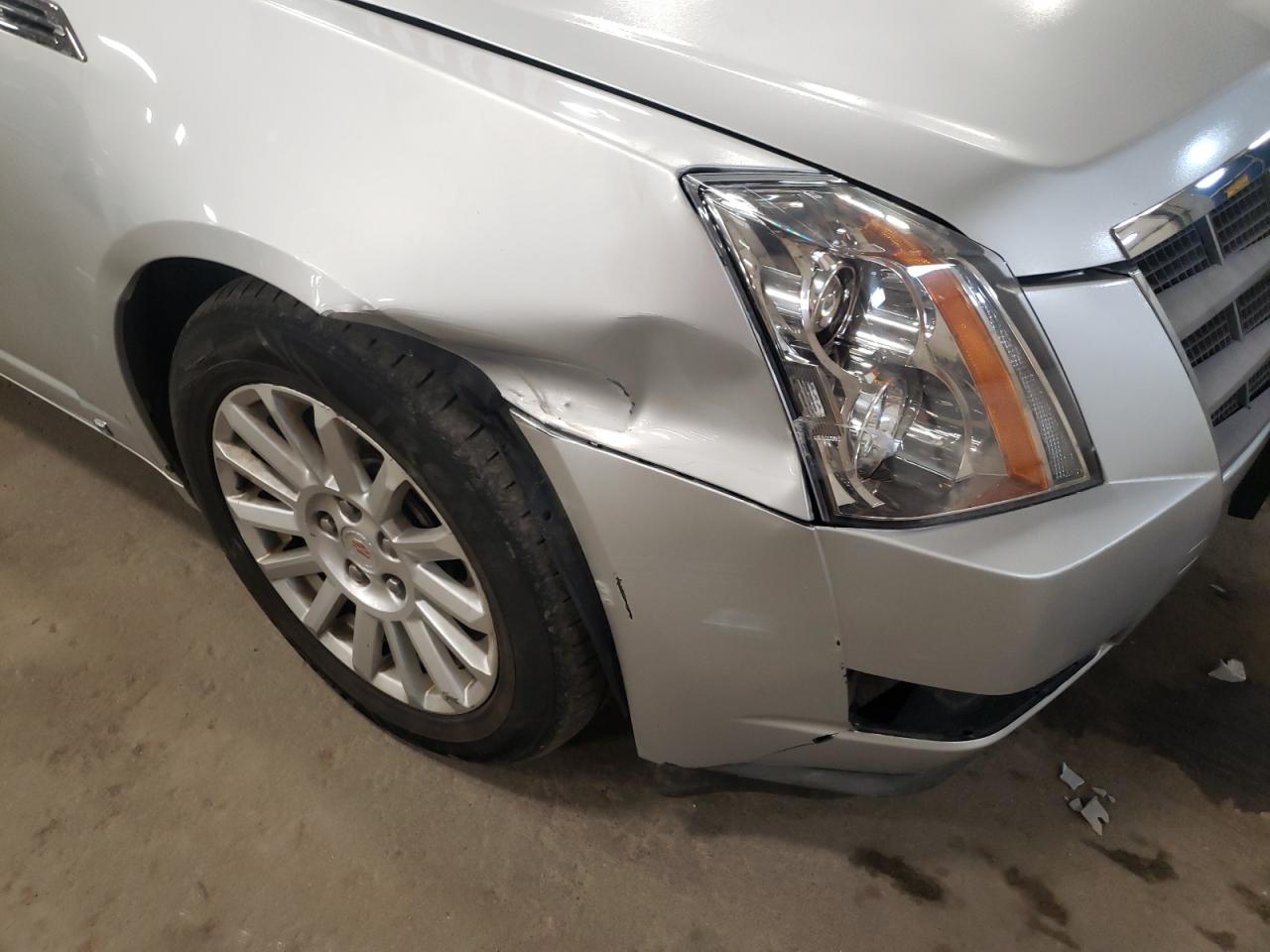 Photo 9 from auction – 2009 CADILLAC CTS with VIN 1G6DG577290123215