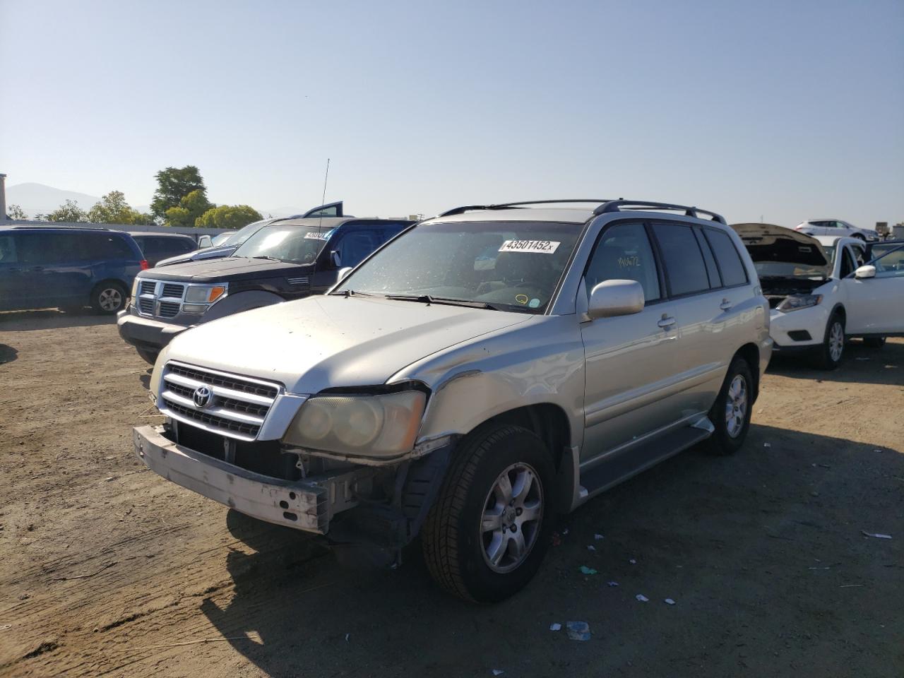 Photo 2 from auction – 2003 TOYOTA HIGHLANDER with VIN JTEGF21A130086869