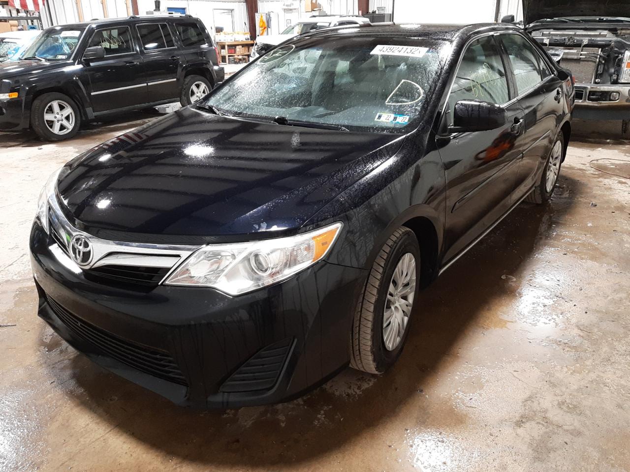 Photo 2 from auction – 2013 TOYOTA CAMRY L with VIN 4T4BF1FK4DR286652
