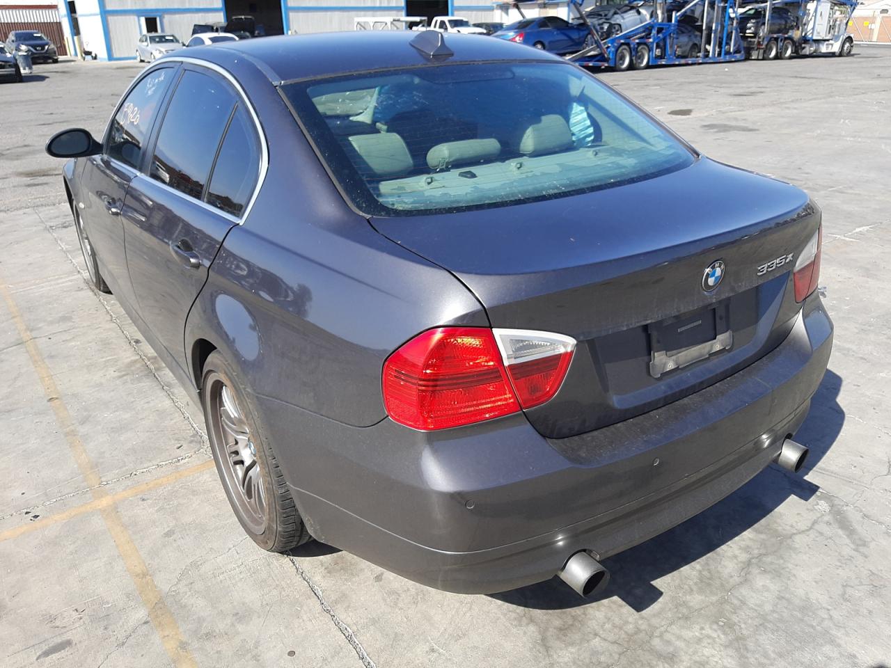 Photo 3 from auction – 2007 BMW 335 XI with VIN WBAVD53577AV14928