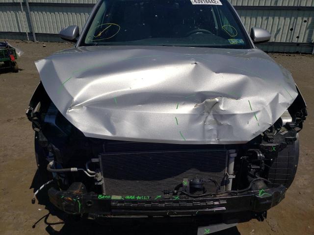 Photo 7 from auction – 2017 HYUNDAI TUCSON LIM with VIN KM8J3CA45HU549546