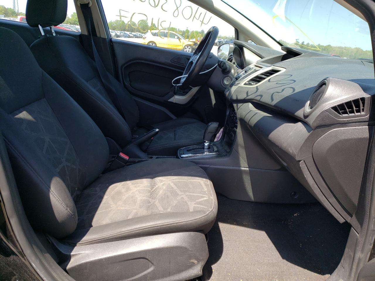 Photo 5 from auction – 2011 FORD FIESTA SES with VIN 3FADP4FJ0BM101016