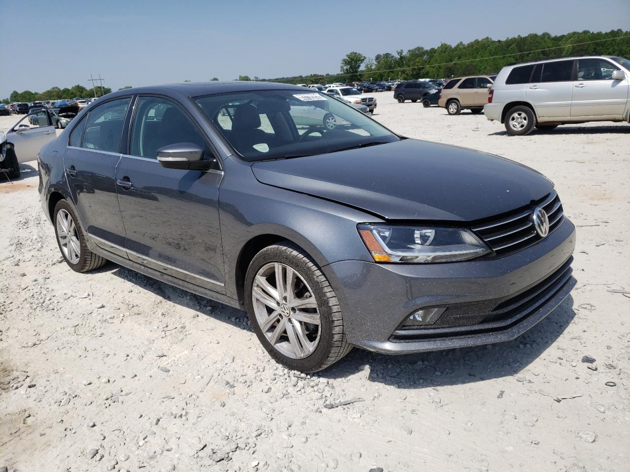 VOLKSWAGEN JETTA SEL 2017 with VIN 3VWL17AJ4HM385093 - Photo from auction