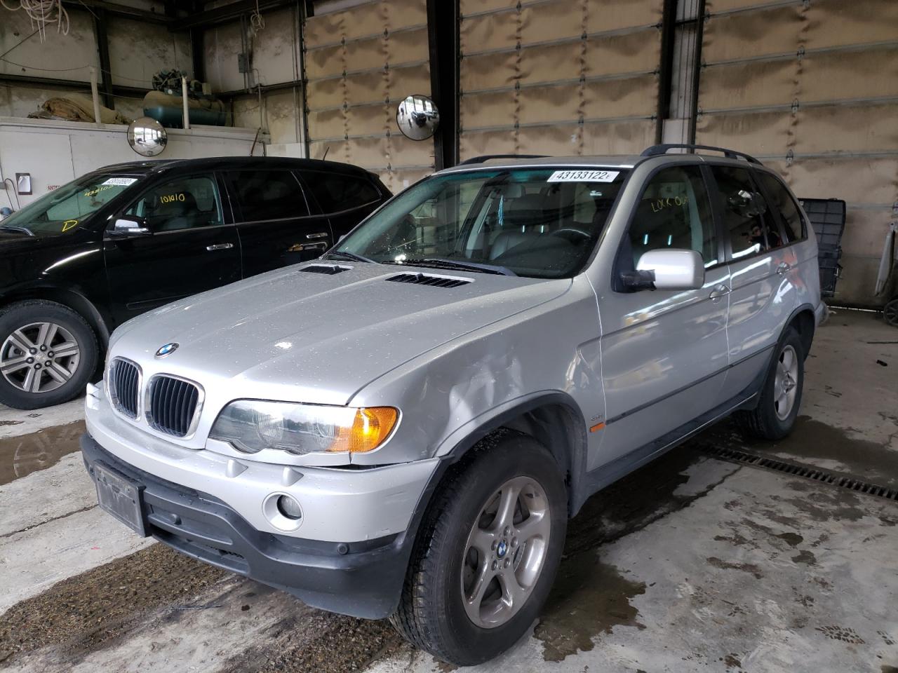 Photo 2 from auction – 2003 BMW X5 3.0I with VIN 5UXFA53583LV99873