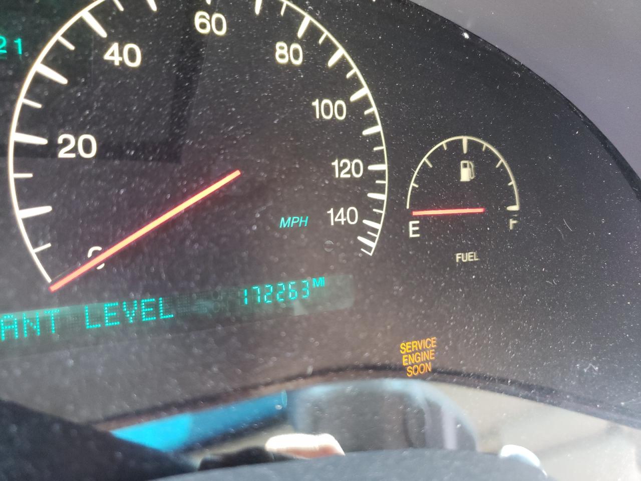 Zdjęcie 8 z aukcji – 2002 CADILLAC DEVILLE DH z VIN 1G6KE57Y32U117704