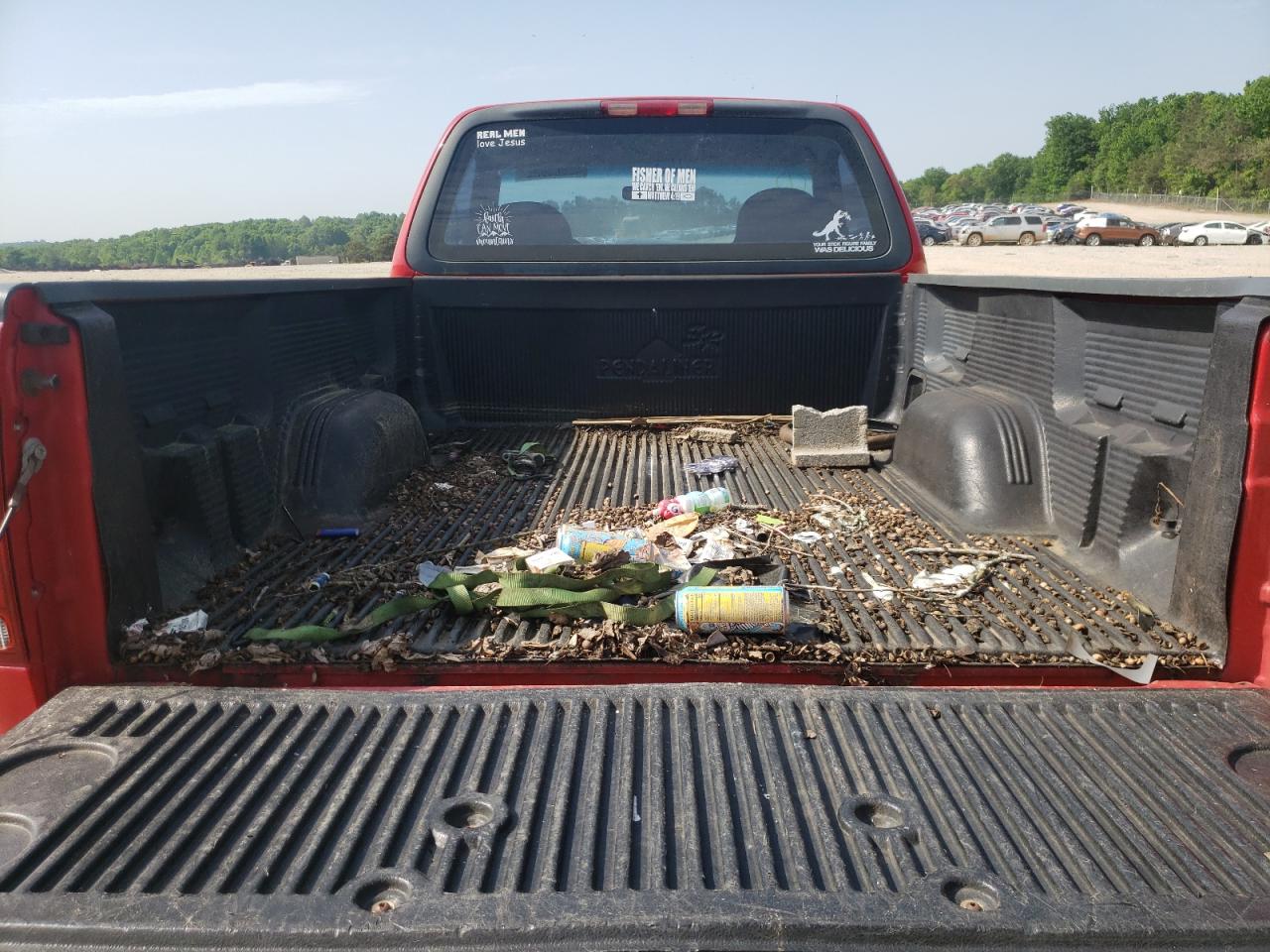 Photo 6 from auction – 1998 FORD F150 with VIN 1FTZF1720WNC39675