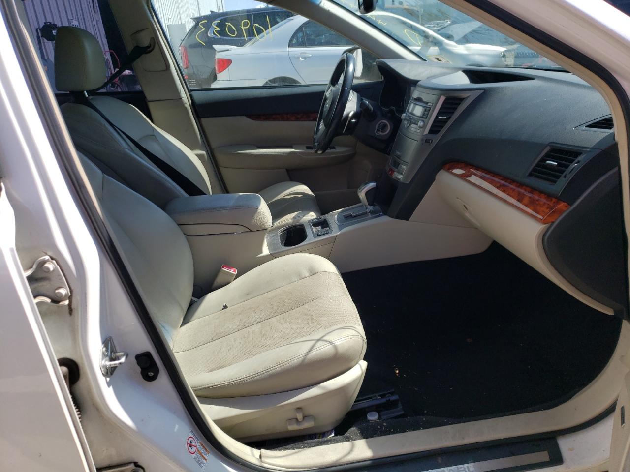 صورة رقم 5 من المزاد - 2010 SUBARU LEGACY 2.5 مع VIN 4S3BMBK65A3247458