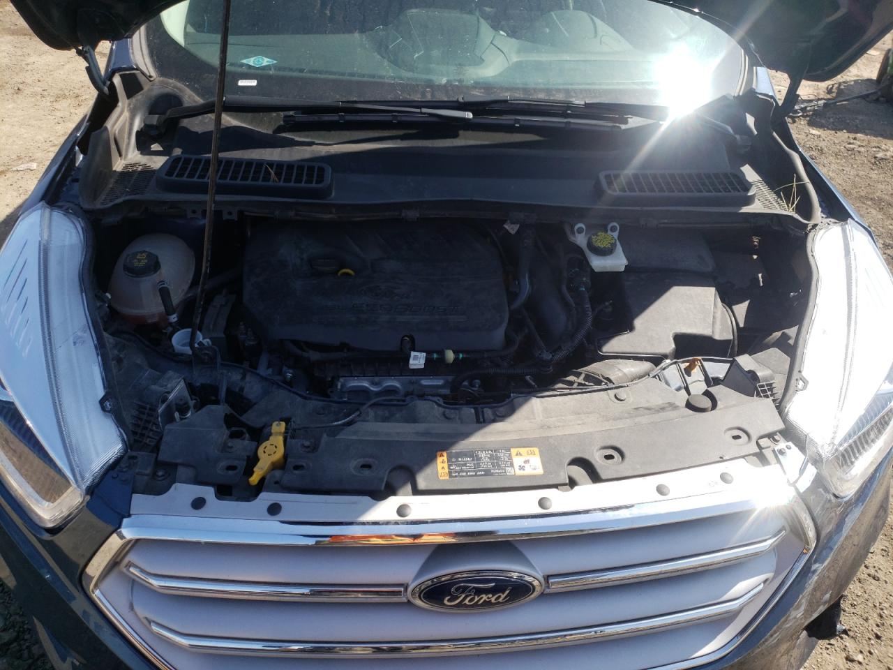 Photo 7 from auction – 2018 FORD ESCAPE SEL with VIN 1FMCU0HD8JUC57597