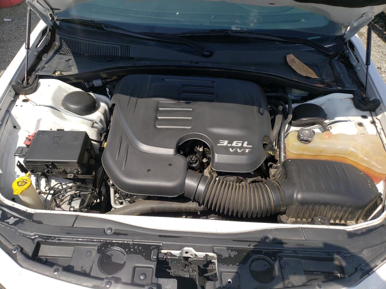 Photo 7 from auction – 2015 CHRYSLER 300 S with VIN 2C3CCABG3FH872489