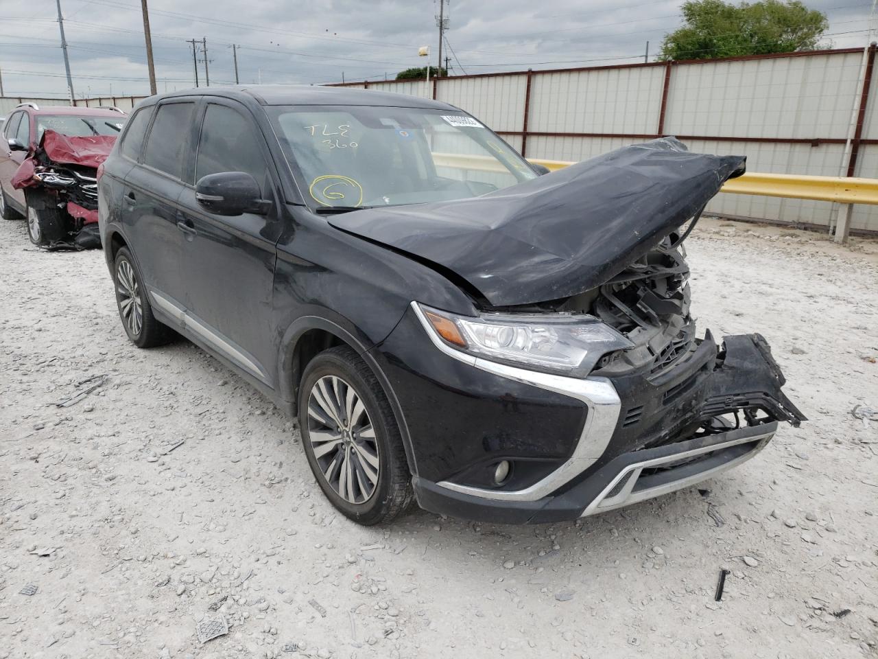 MITSUBISHI OUTLANDER 2020 with VIN JA4AD3A36LZ005362 - Photo from auction