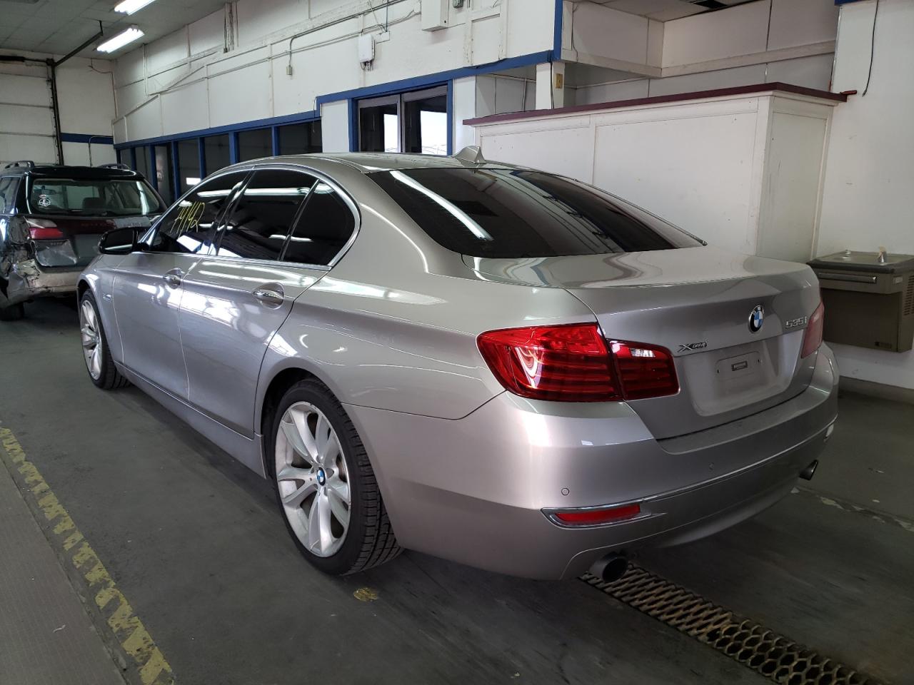 Photo 3 from auction – 2014 BMW 535 XI with VIN WBA5B3C56ED292498