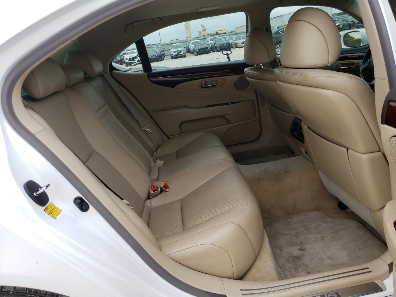 Photo 6 from auction – 2008 LEXUS LS 460L with VIN JTHGL46F185028122