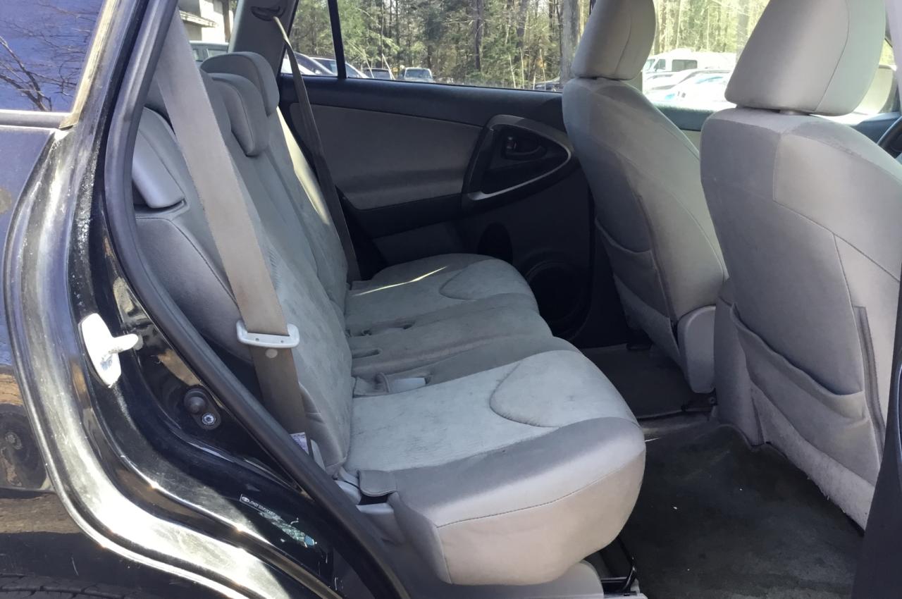 Photo 6 from auction – 2009 TOYOTA RAV4 with VIN JTMZF33V59D001262