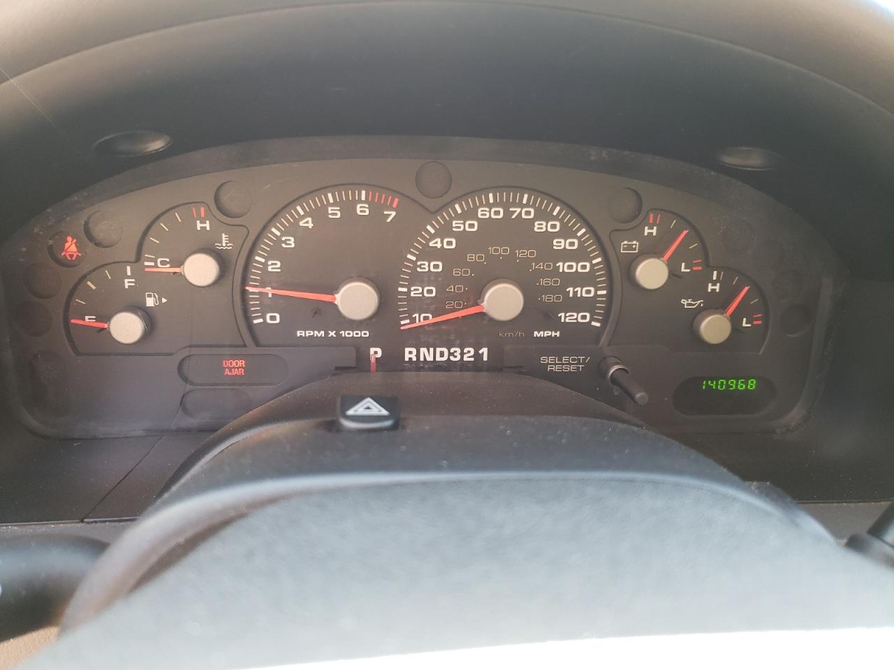 Photo 8 from auction – 2003 FORD EXPLORER X with VIN 1FMZU72K73UC30081