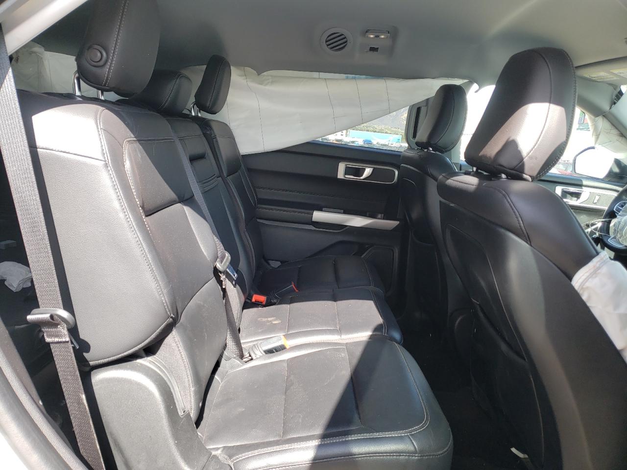 Photo 6 from auction – 2020 FORD EXPLORER X with VIN 1FMSK8DH8LGC29583