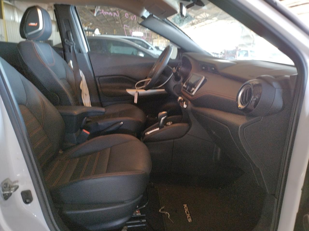 Photo 5 from auction – 2020 NISSAN KICKS SR with VIN 3N1CP5DV5LL570436